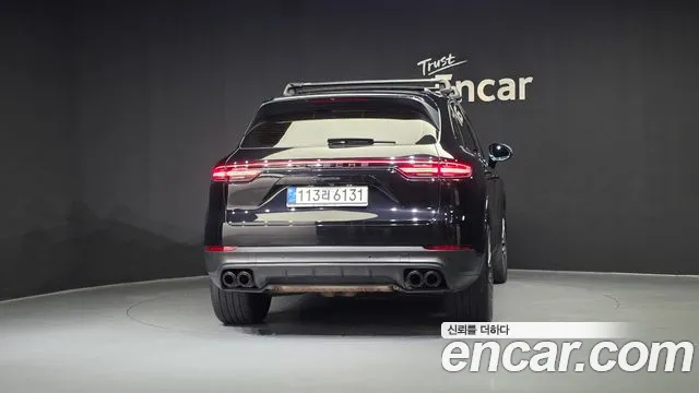 Porsche Cayenne 2021