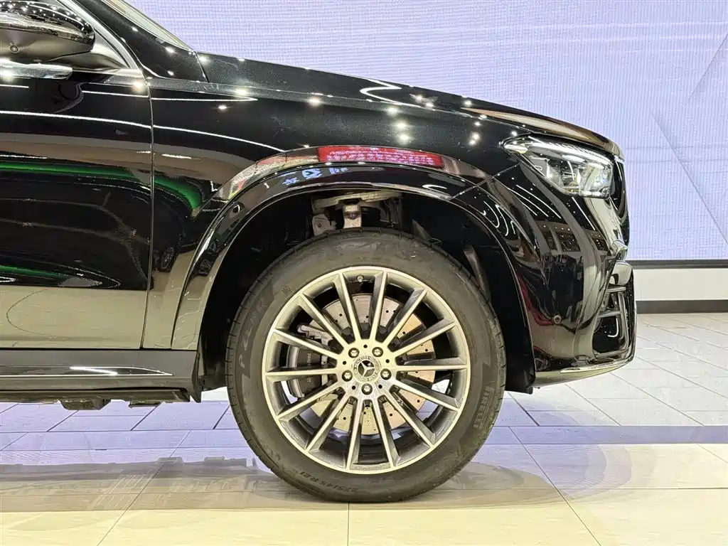 Mercedes-Benz GLE 2025