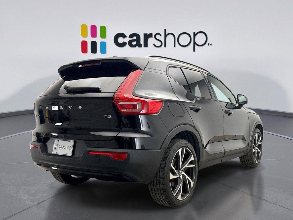 Volvo XC40 2022