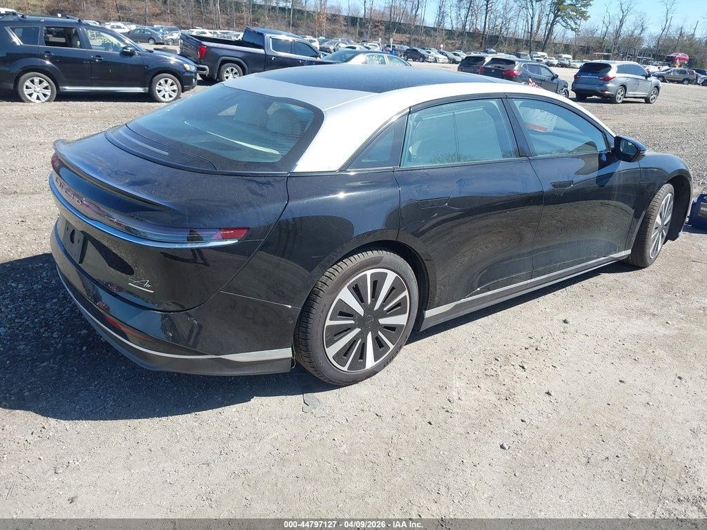Lucid Air 2025