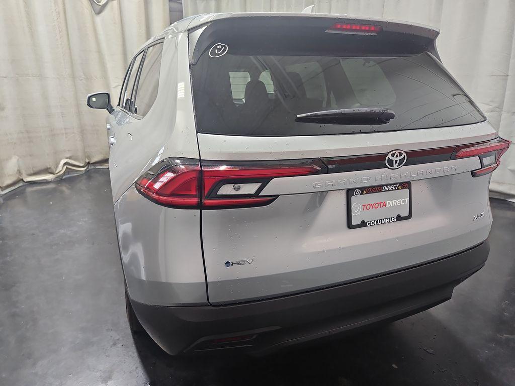 Toyota Grand Highlander 2026