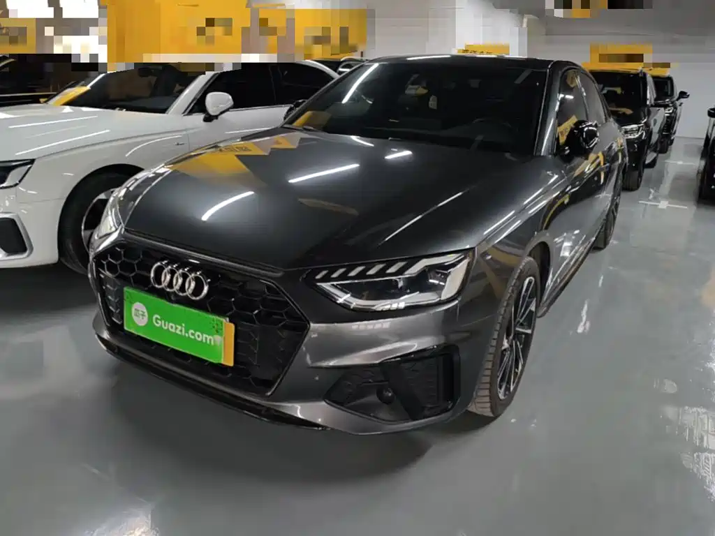 Audi A4 2023