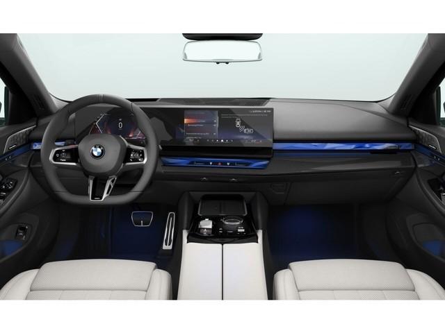 BMW 520 2025