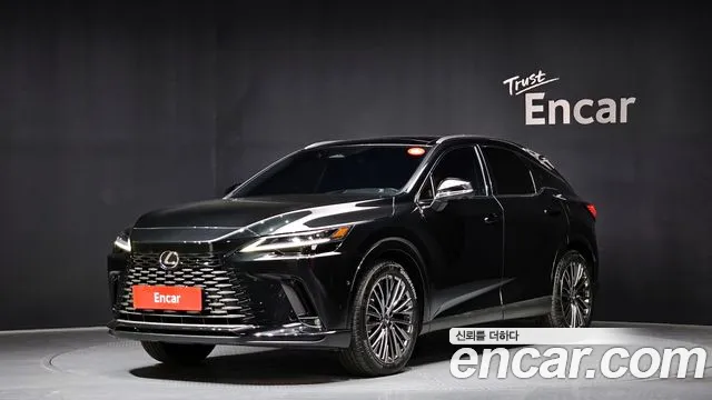 Lexus RX 2025