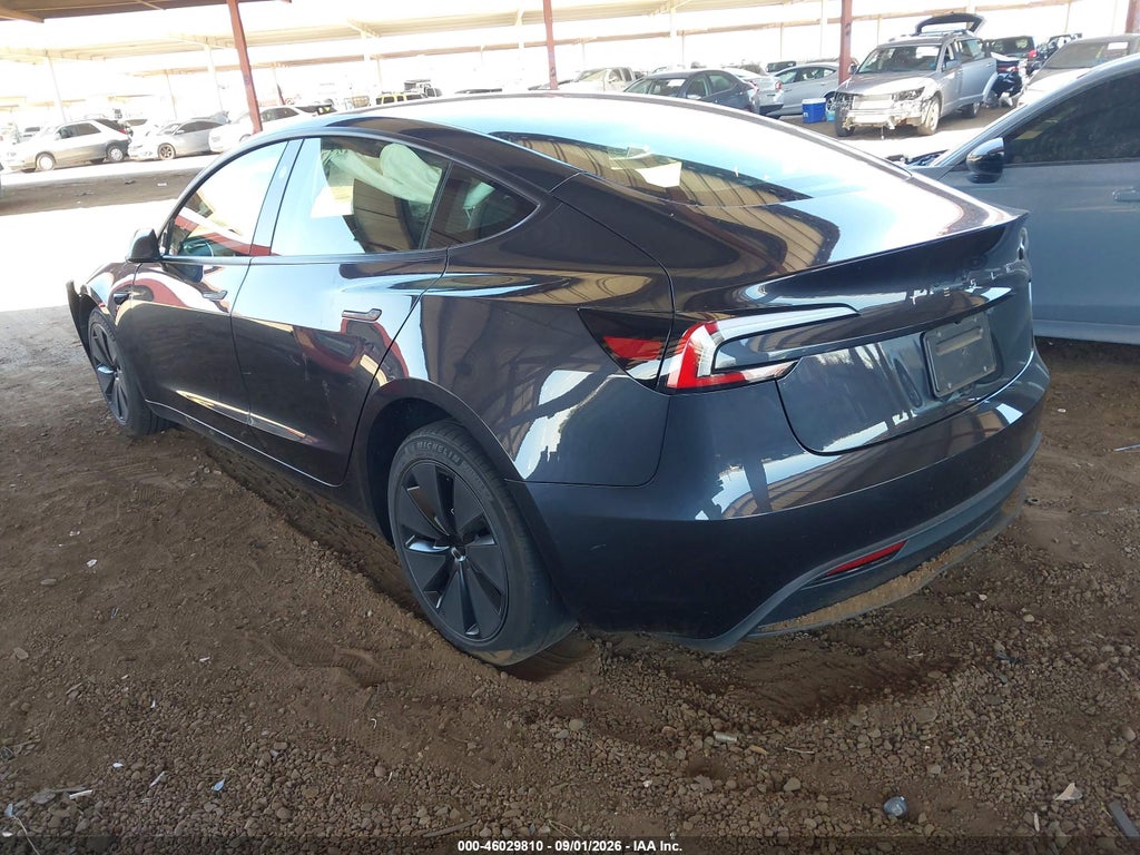 Tesla Model 3 2025