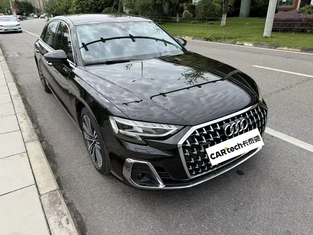 Audi A8 2025