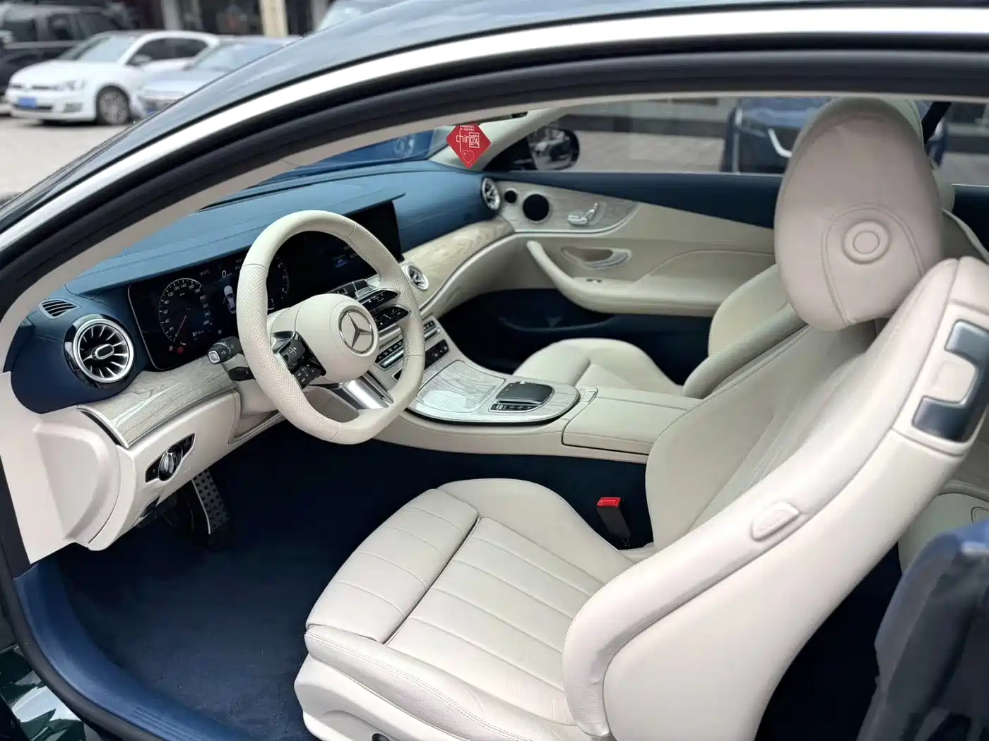 Mercedes-Benz E-Класс 2023