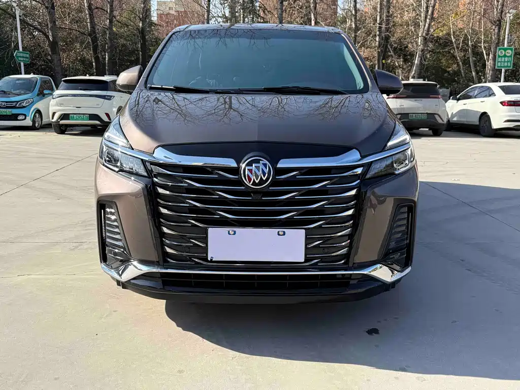 Buick GL8 2025