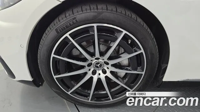 Mercedes-Benz EQS 2023