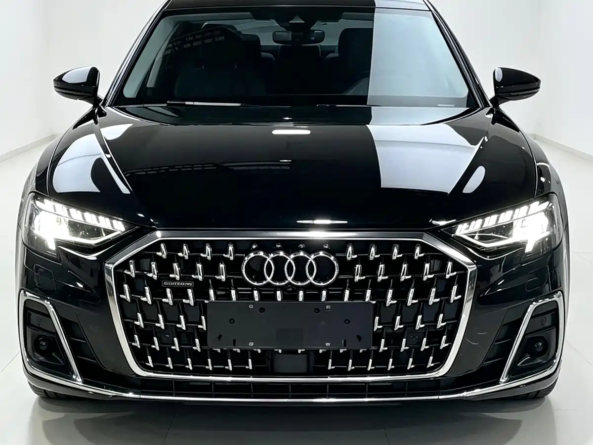 Audi A8 2024
