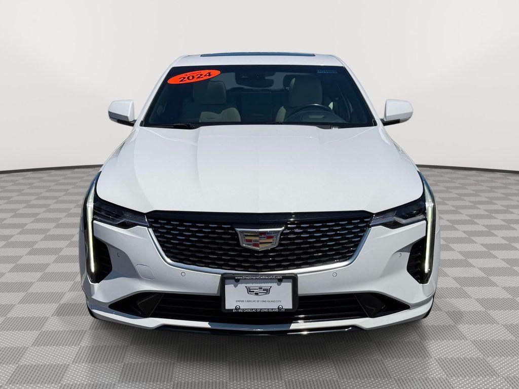 Cadillac CT4 2024