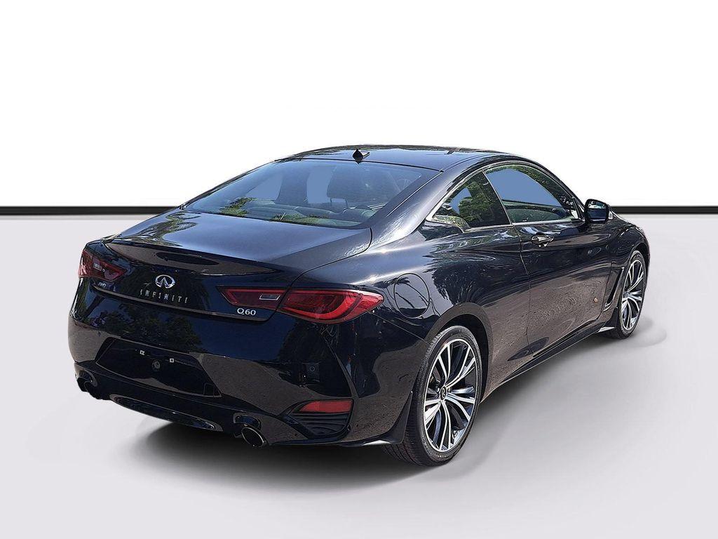 Infiniti Q60 2022