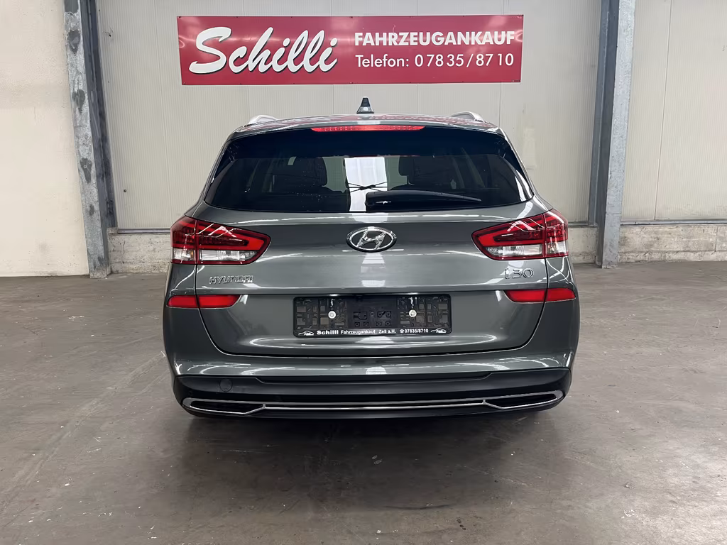 Hyundai i30 2021