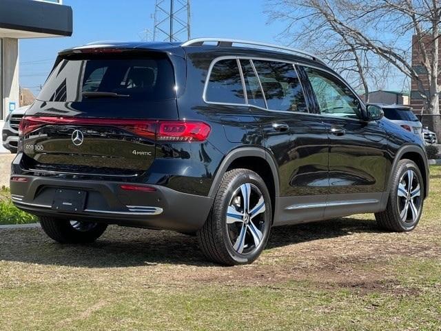 Mercedes-Benz EQB 2023