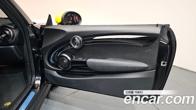 Mini COOPER 2023