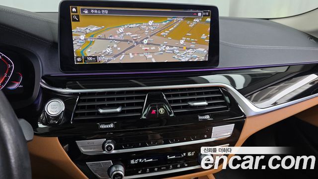 BMW 5 серии 2022