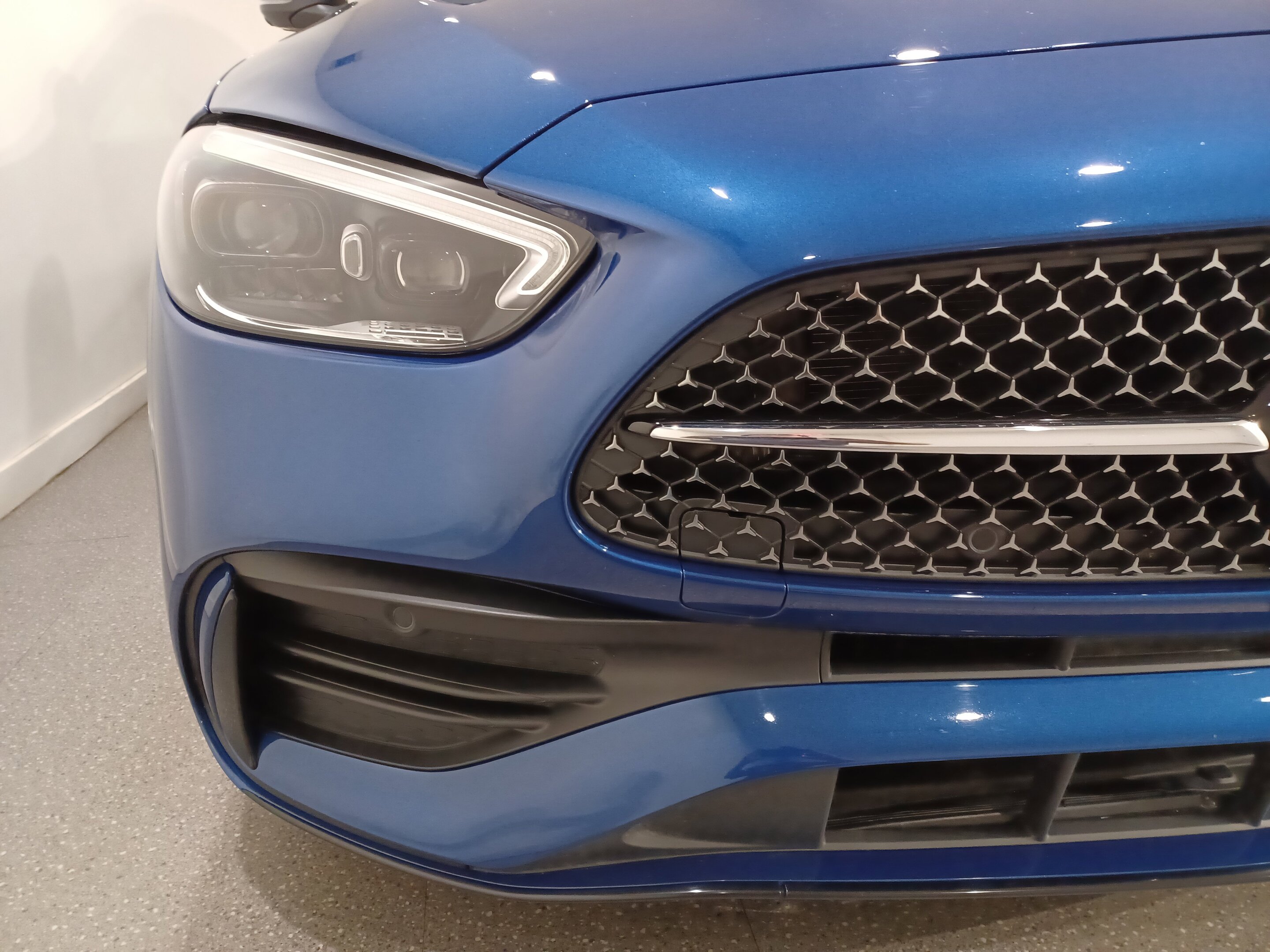 Mercedes-Benz C-Класс 2023