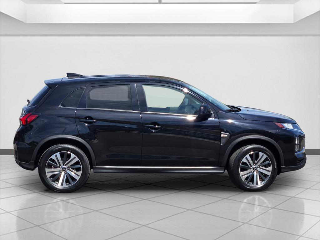 Mitsubishi Outlander Sport 2024