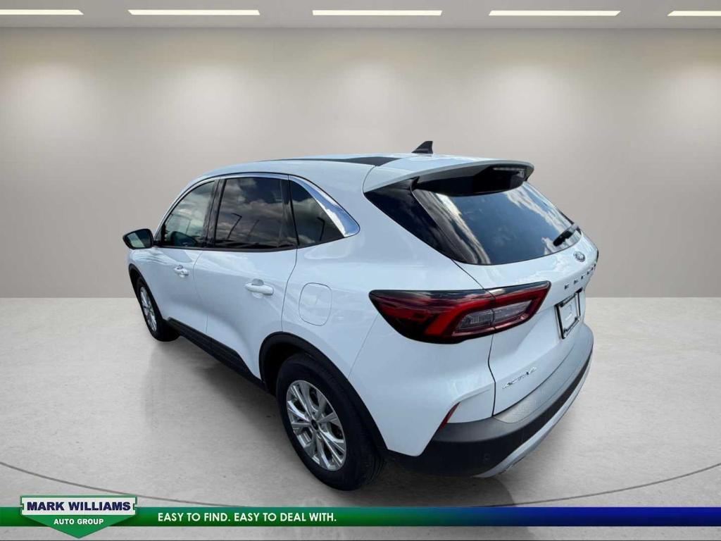 Ford Escape 2024