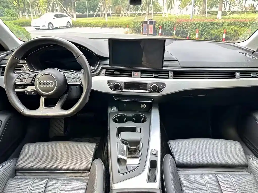 Audi A4 2022