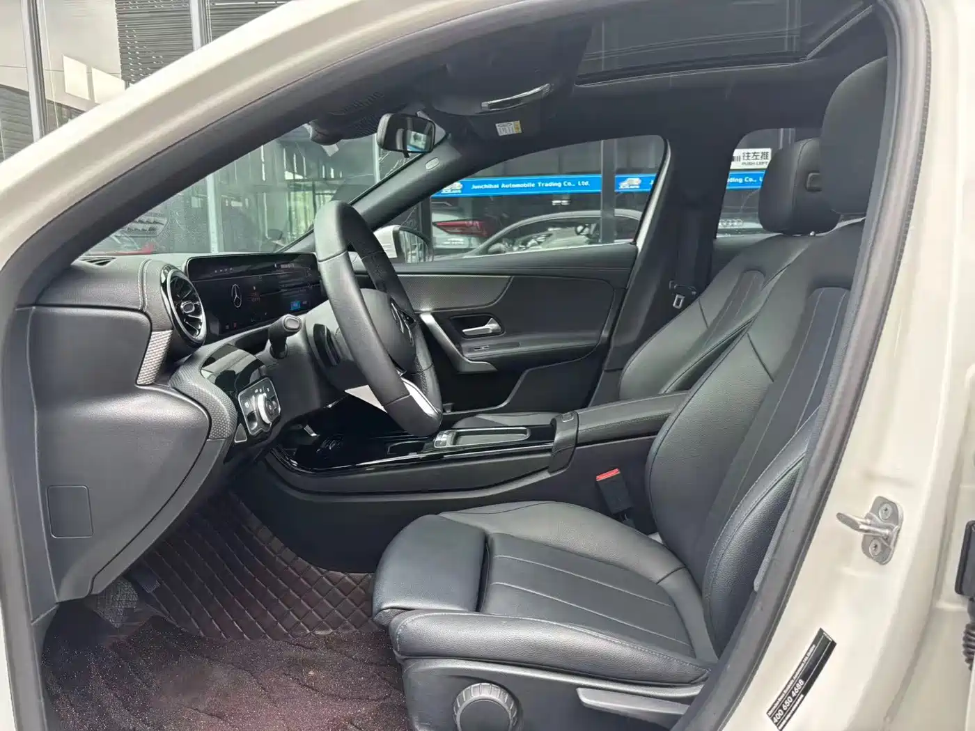 Mercedes-Benz A-Класс 2023