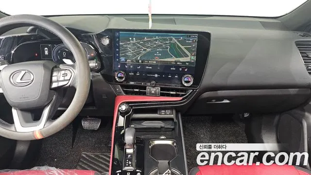 Lexus NX 2022