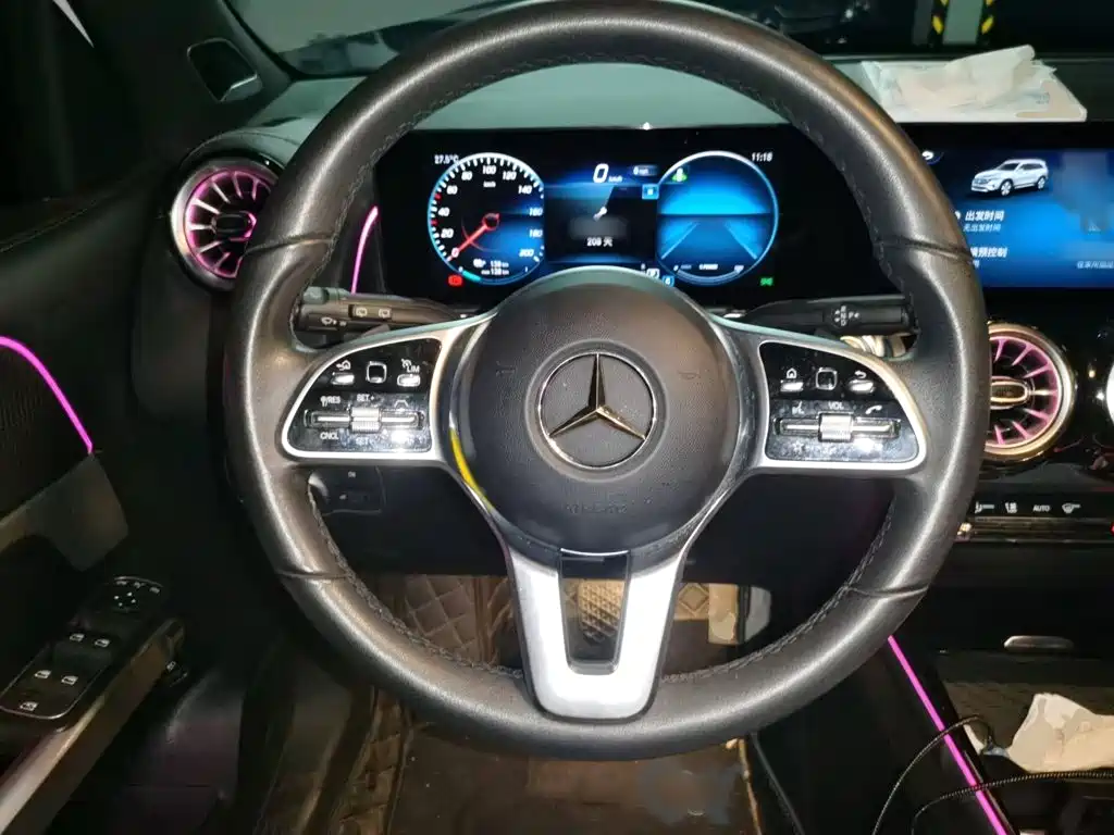 Mercedes-Benz EQB 2024