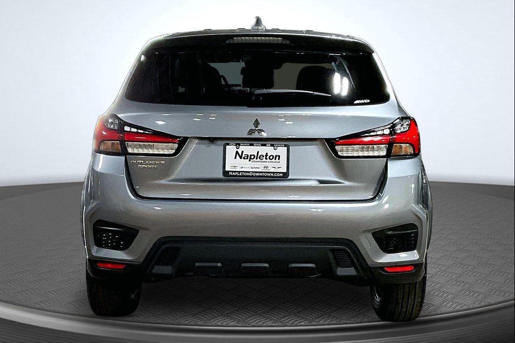 Mitsubishi Outlander Sport 2024