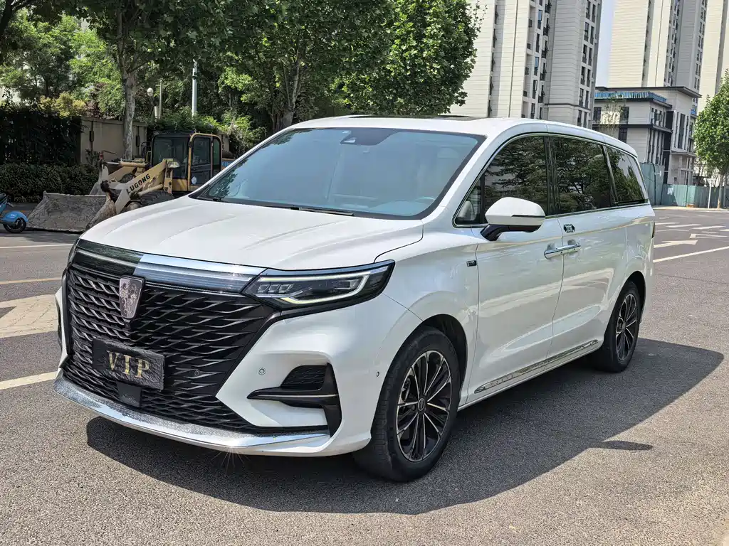 Roewe iMAX8 2021