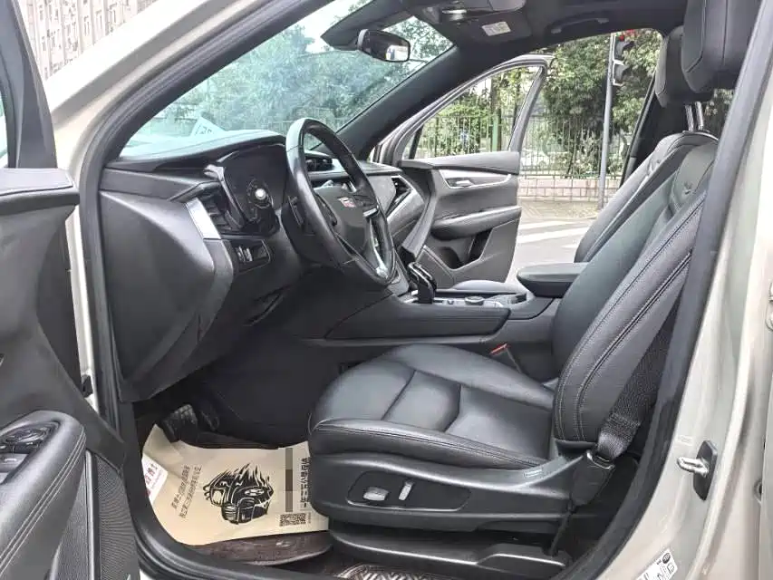 Cadillac XT6 2021