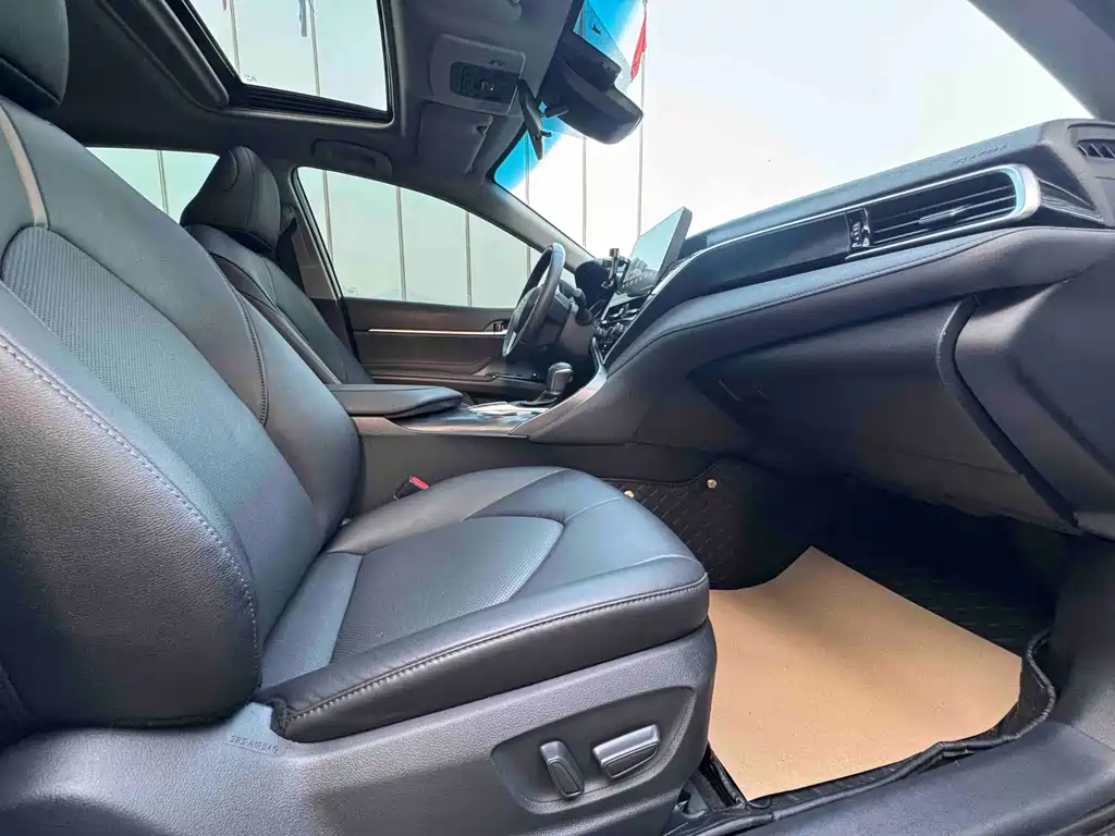 Toyota Camry 2023