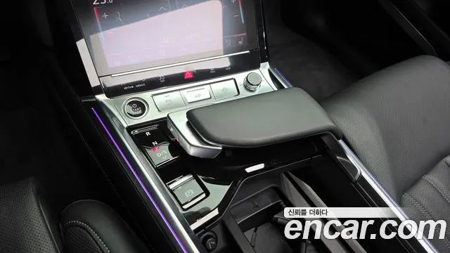 Audi Q8 e-tron 2024