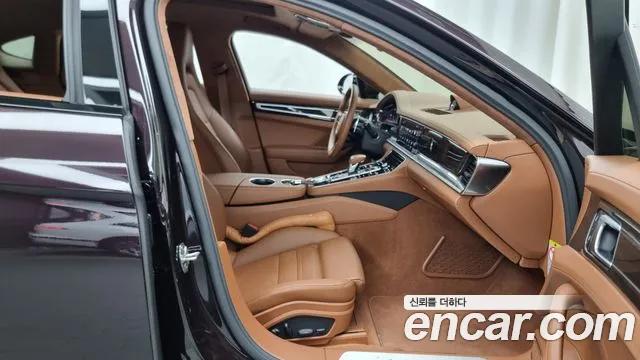 Porsche Panamera 2022