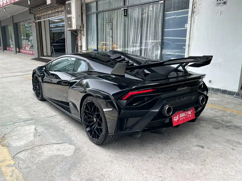 Lamborghini Huracán 2022