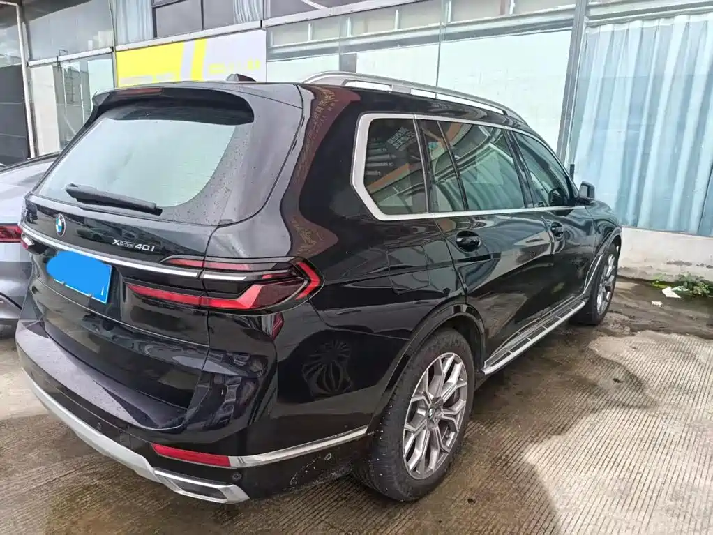 BMW X7 2024