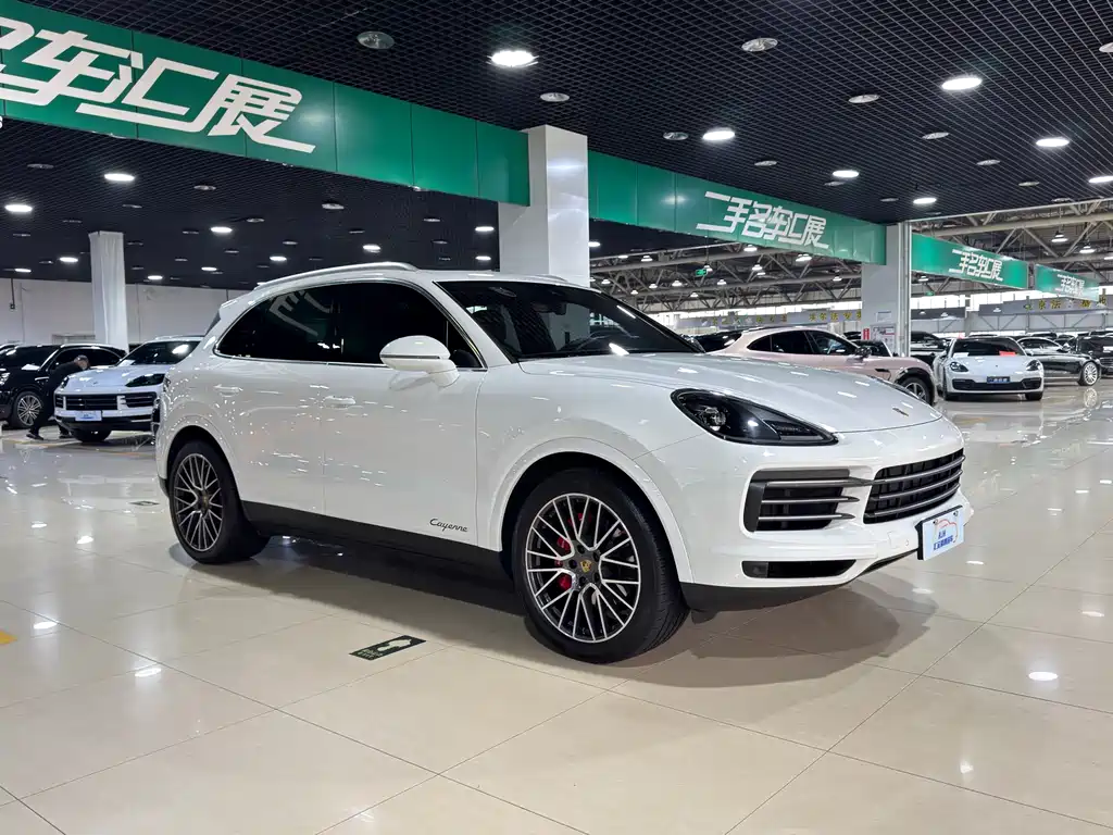 Porsche Cayenne 2023
