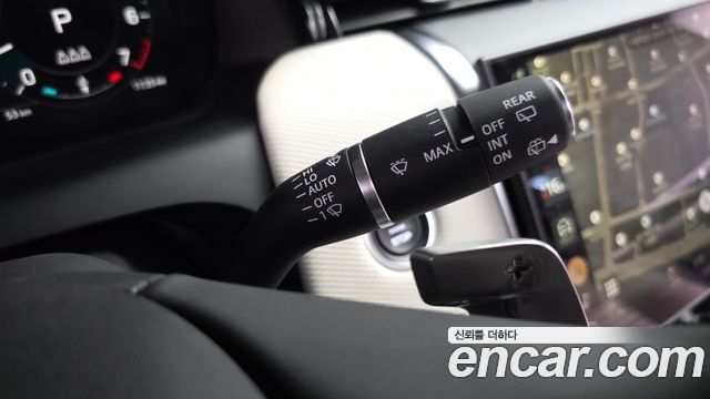 Land Rover Discovery Sport 2024