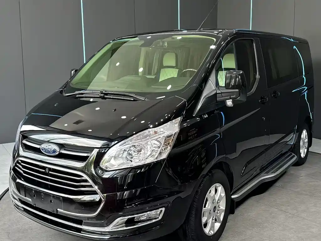 Ford TOURNEO 2020