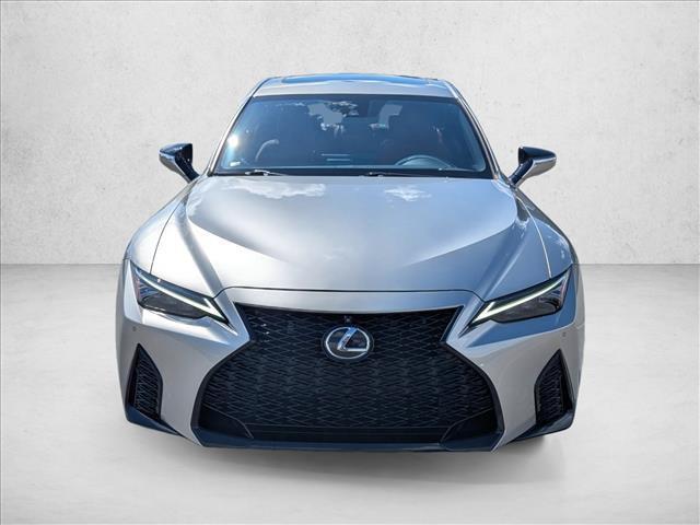 Lexus IS 2023