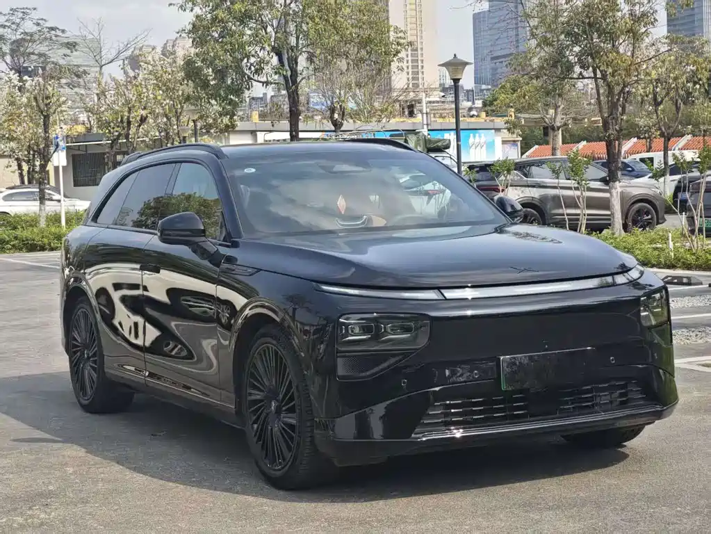 Xpeng G9 2025