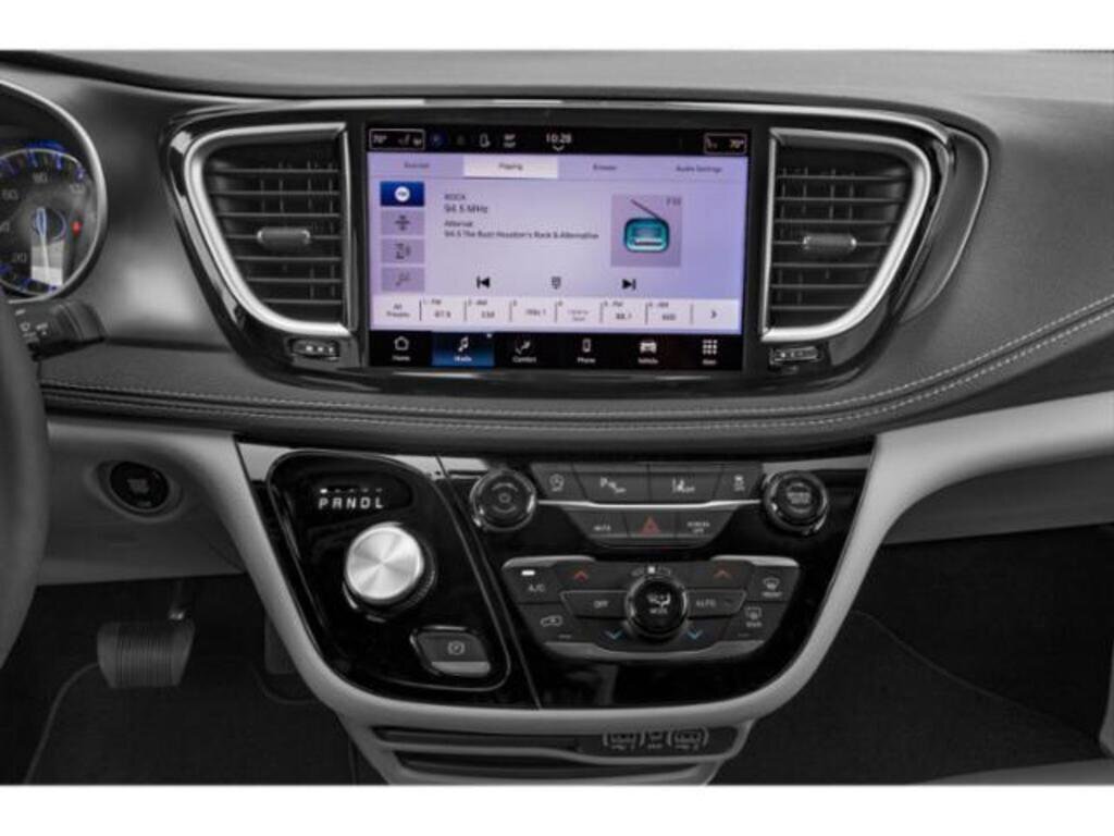 Chrysler Pacifica 2024