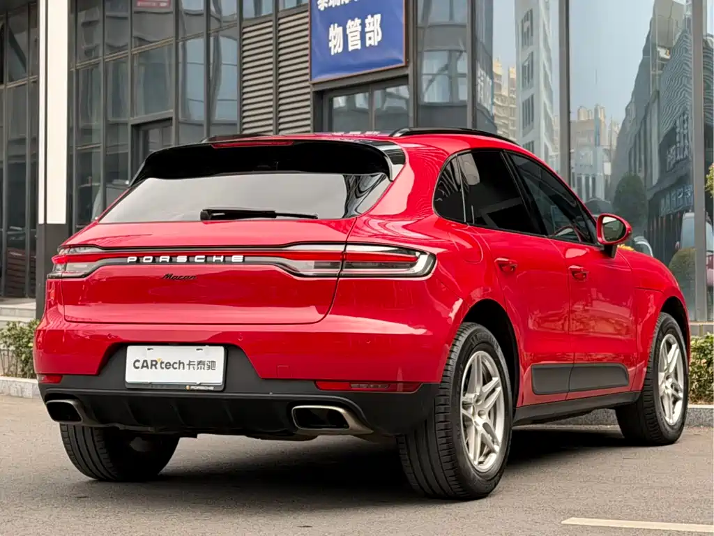 Porsche Macan 2022