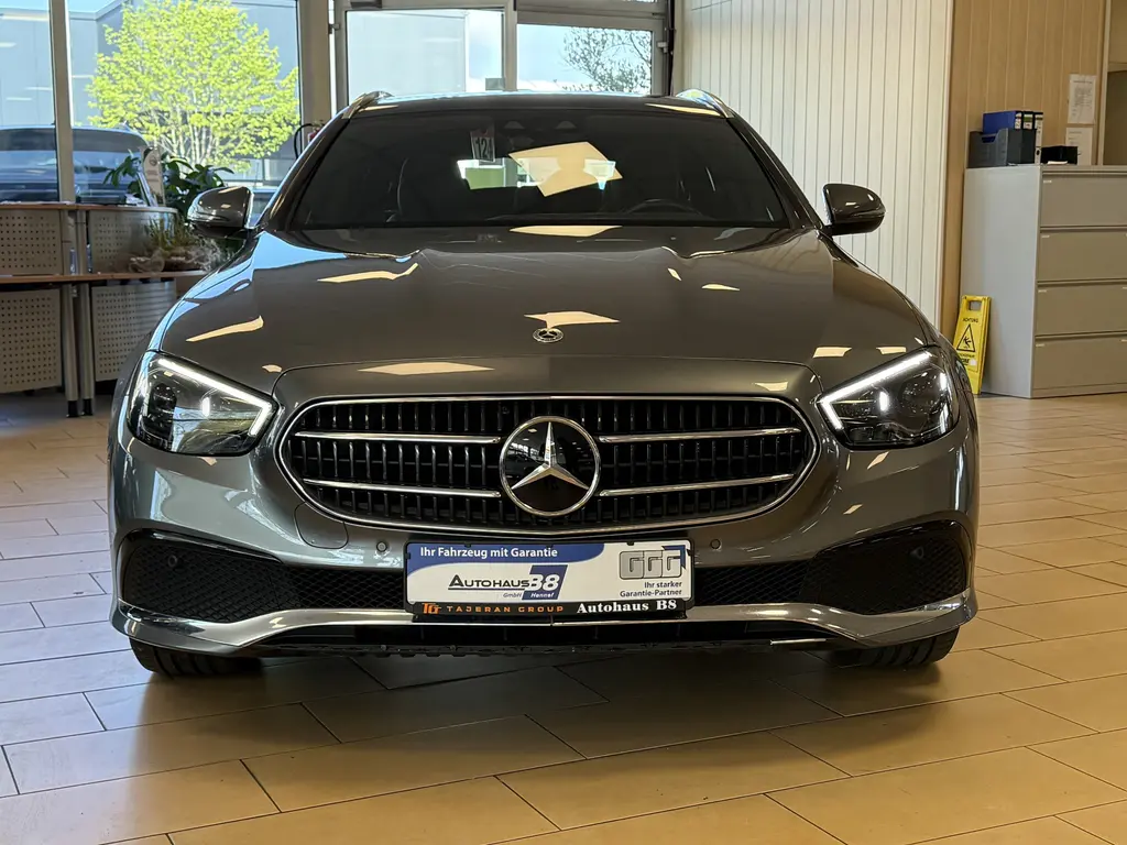 Mercedes-Benz E 300 2021