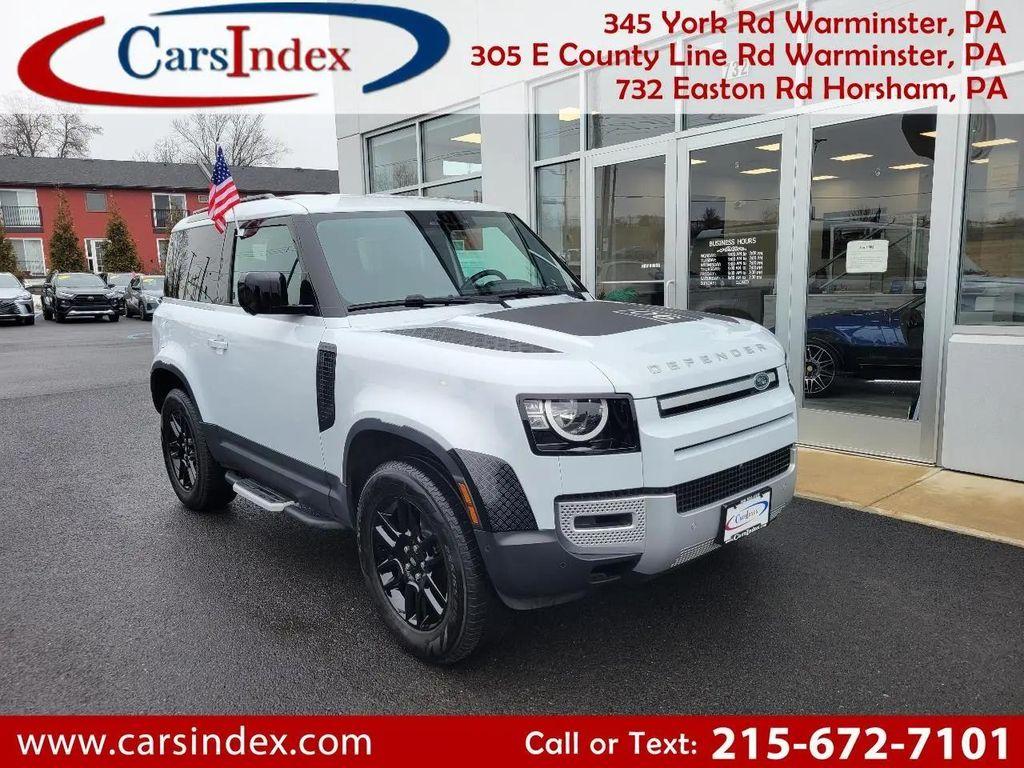 Land Rover Defender 2023