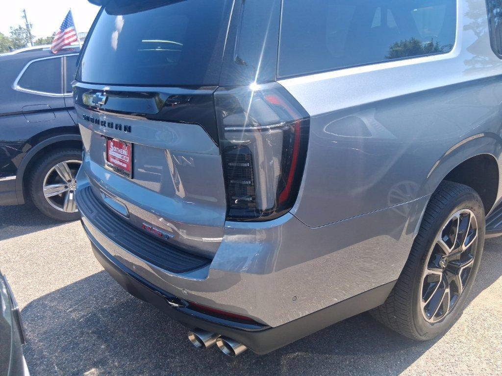 Chevrolet Suburban 2025