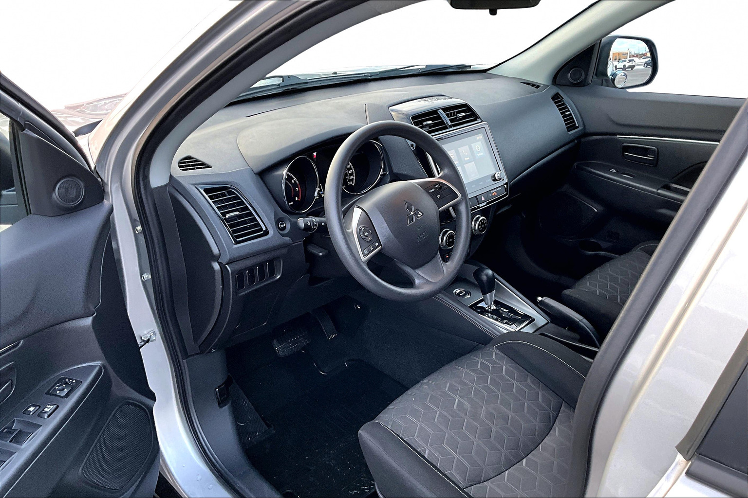 Mitsubishi RVR 2022