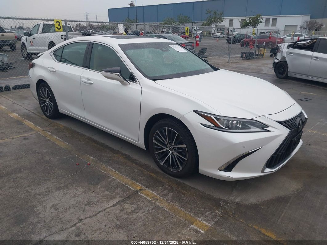 Lexus ES 2023