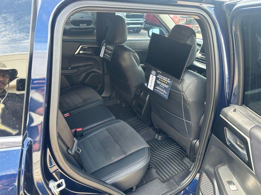 Mitsubishi Outlander 2024