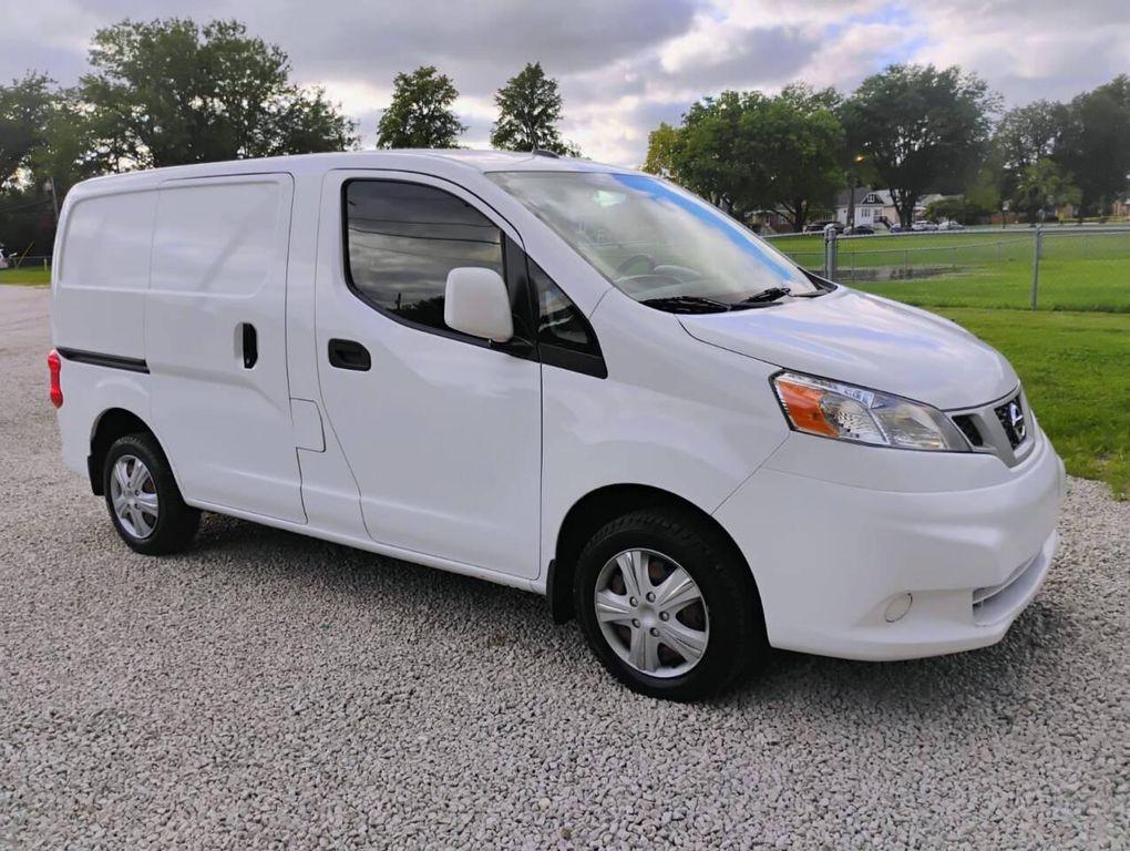 Nissan NV200 2021
