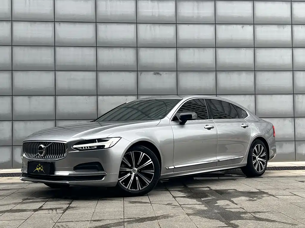 Volvo S90 2022